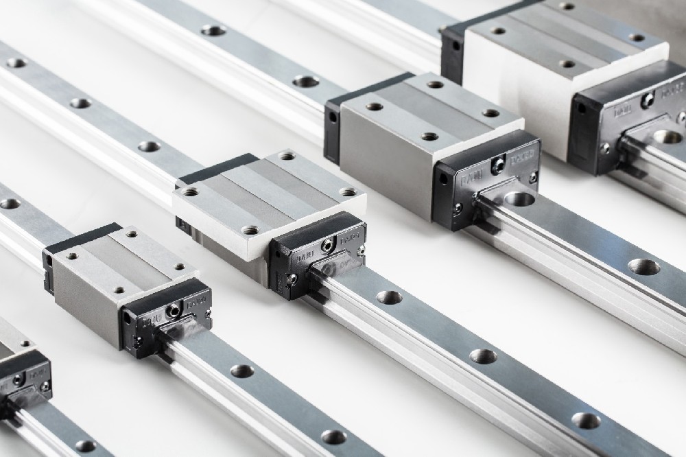 恒而達直線導(dǎo)軌（四）