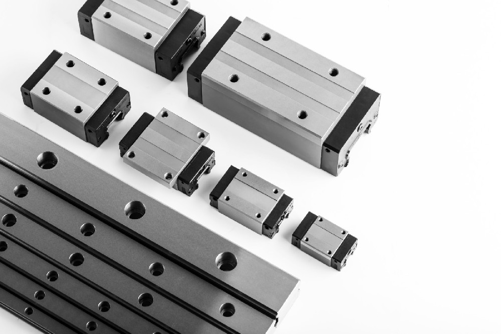 恒而達直線導(dǎo)軌（八）