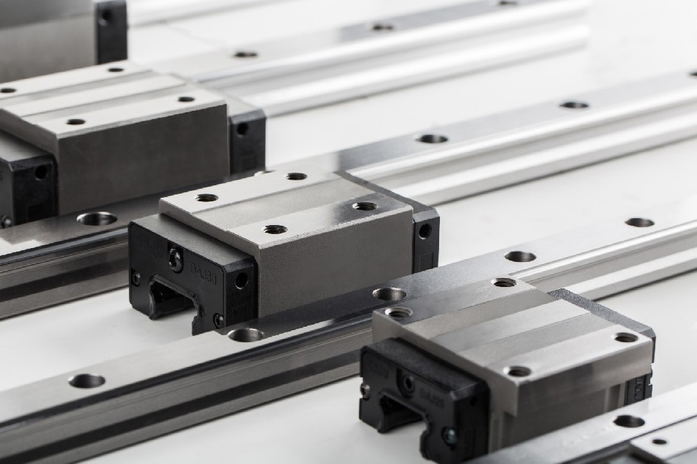 恒而達(dá)直線導(dǎo)軌（十）