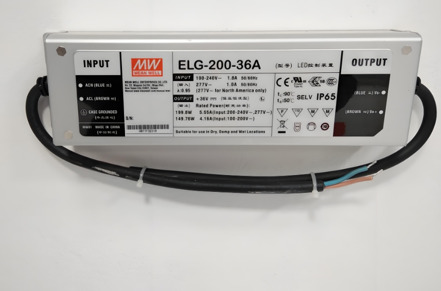 精準(zhǔn)電壓控制明緯開(kāi)關(guān)電源為您的設(shè)備保駕護(hù)航