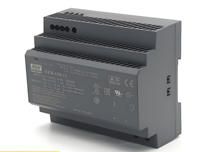 輕巧插墻即插即用明緯資通訊電源開啟便捷供電新篇